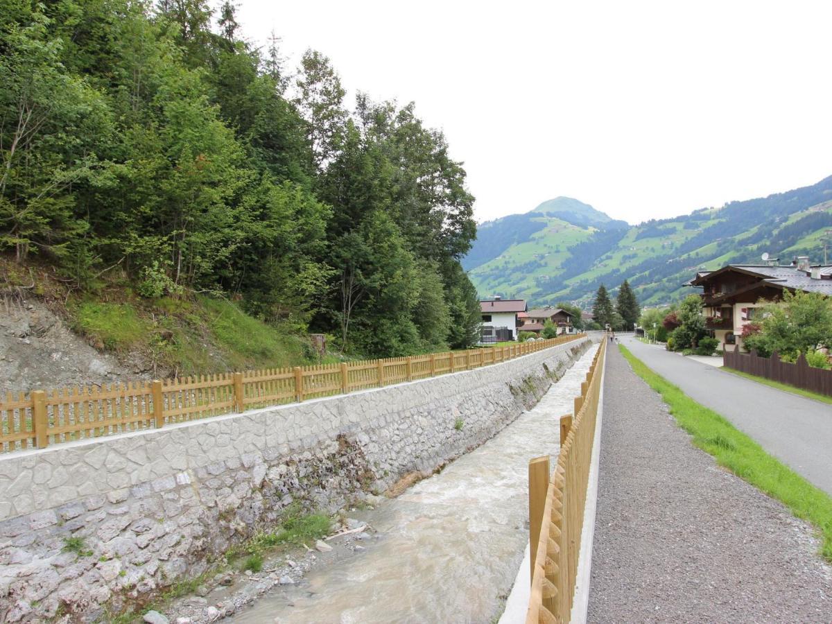 Boutique Apartment In Brixen With Mountain View Brixen im Thale Exterior photo